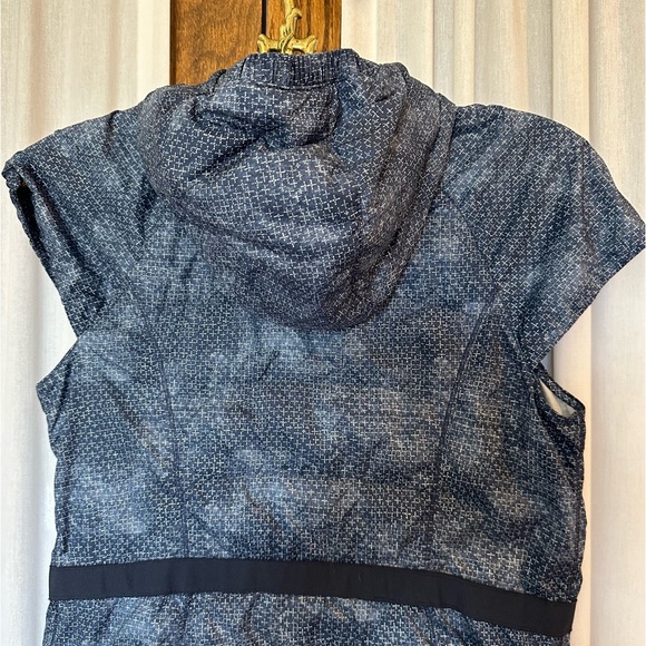 Lululemon Spring Fling Sashiko Cross Inkwell Ghost Goosedown Puffy Vest - Picture 9 of 15